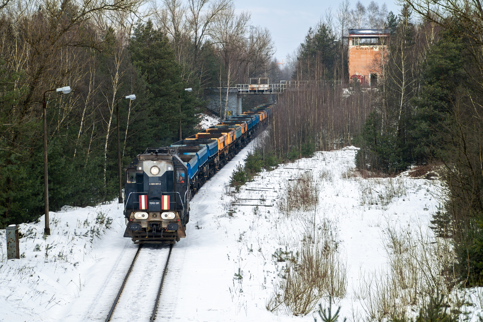 Próżny piast na JCB