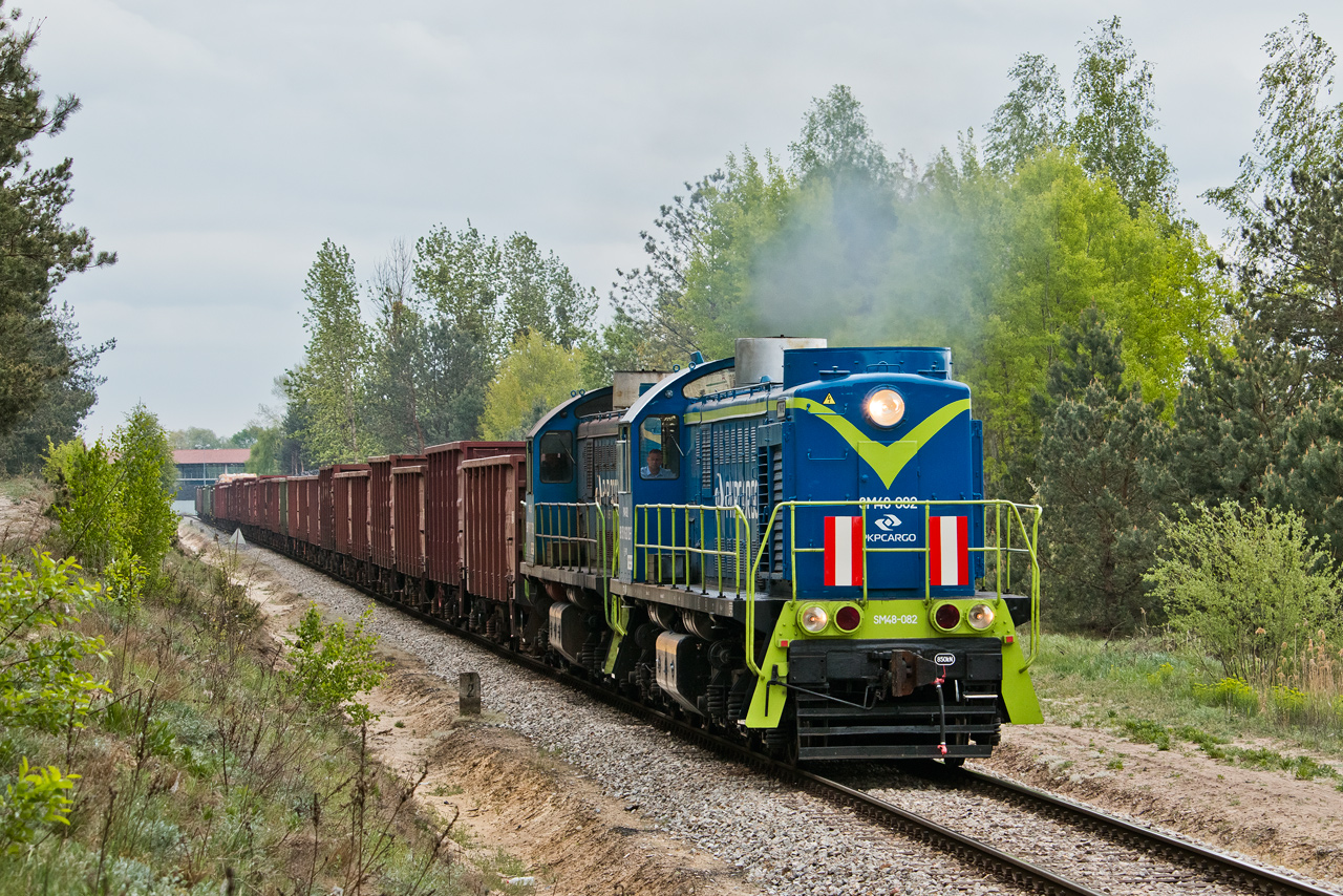 SM48-082