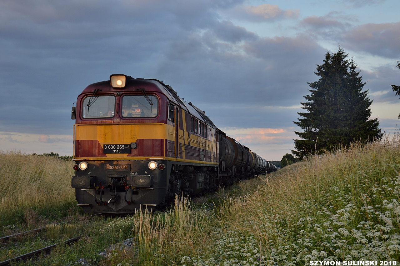Challenger M62M-014 wieczorową porą