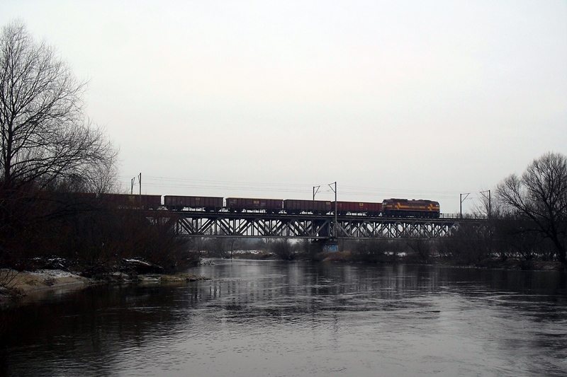 A dołem Warta płynie...