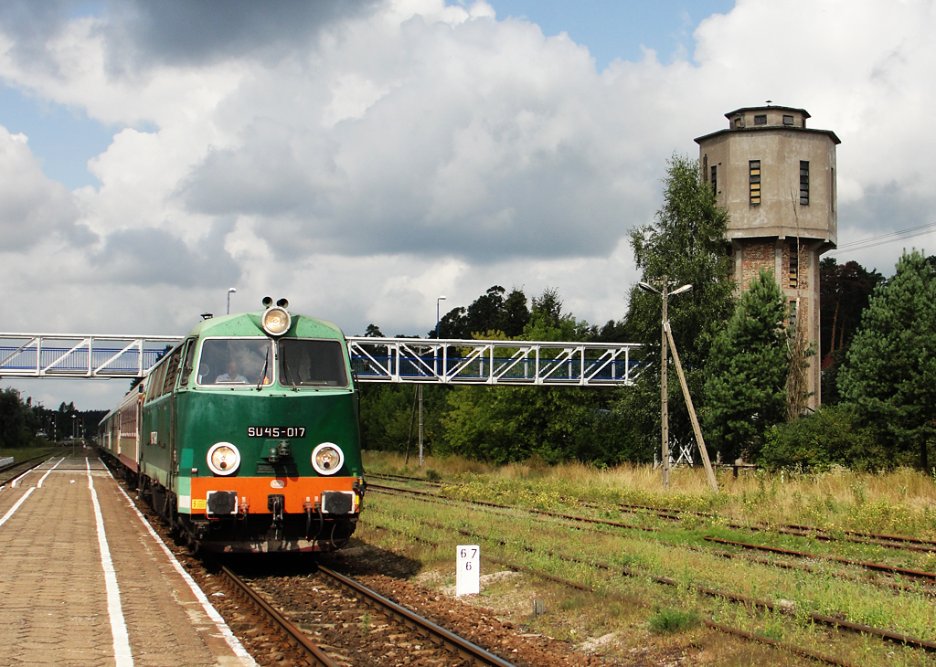SU45-017