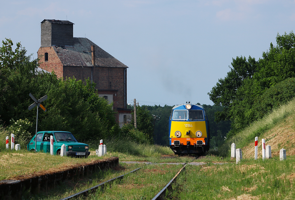 301Db-143 vs 126p w Cychrach