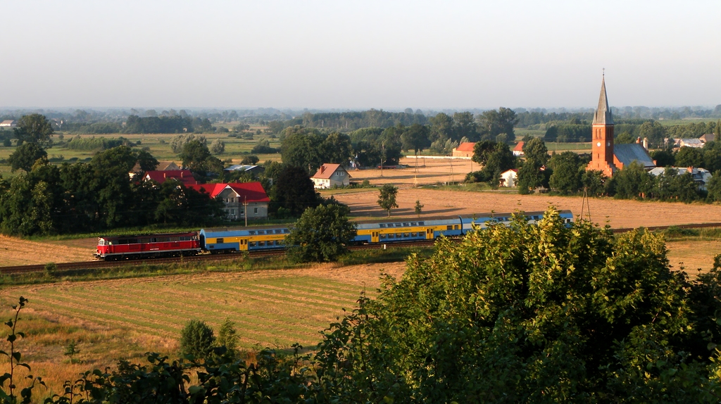 Kościół w Nowym Kurowie