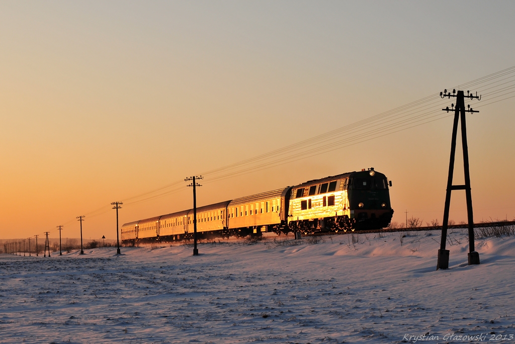 " Solina" w promieniach zachodzącego, wiosennego, słońca.