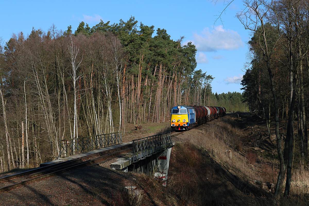 301Db-143 nad Myślą