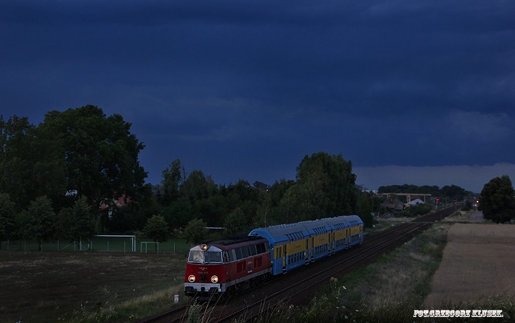 Uciekając przed burzą.