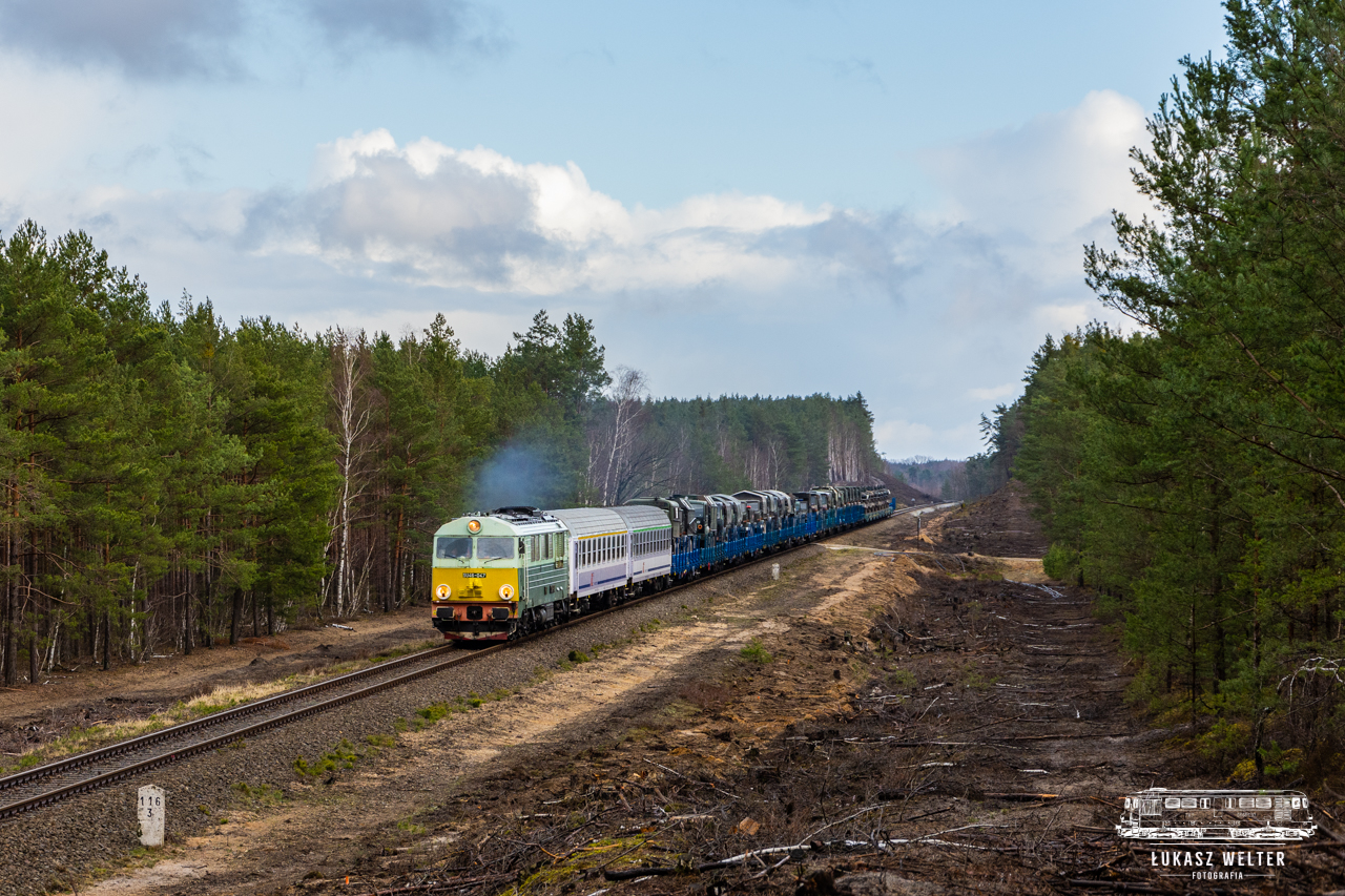 SU46-047 z eszelonem