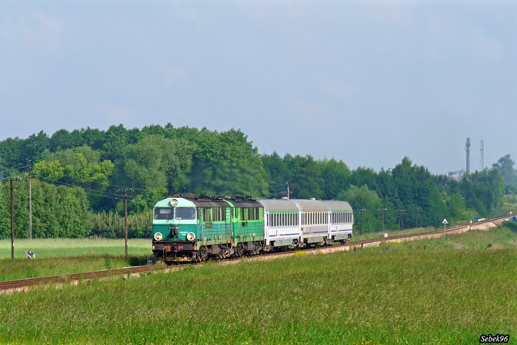 Tyle samo napędnych ile tocznych.