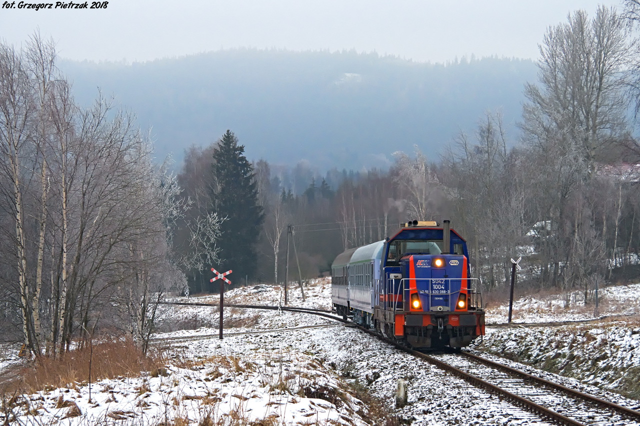 "W magicznej kotlince..."