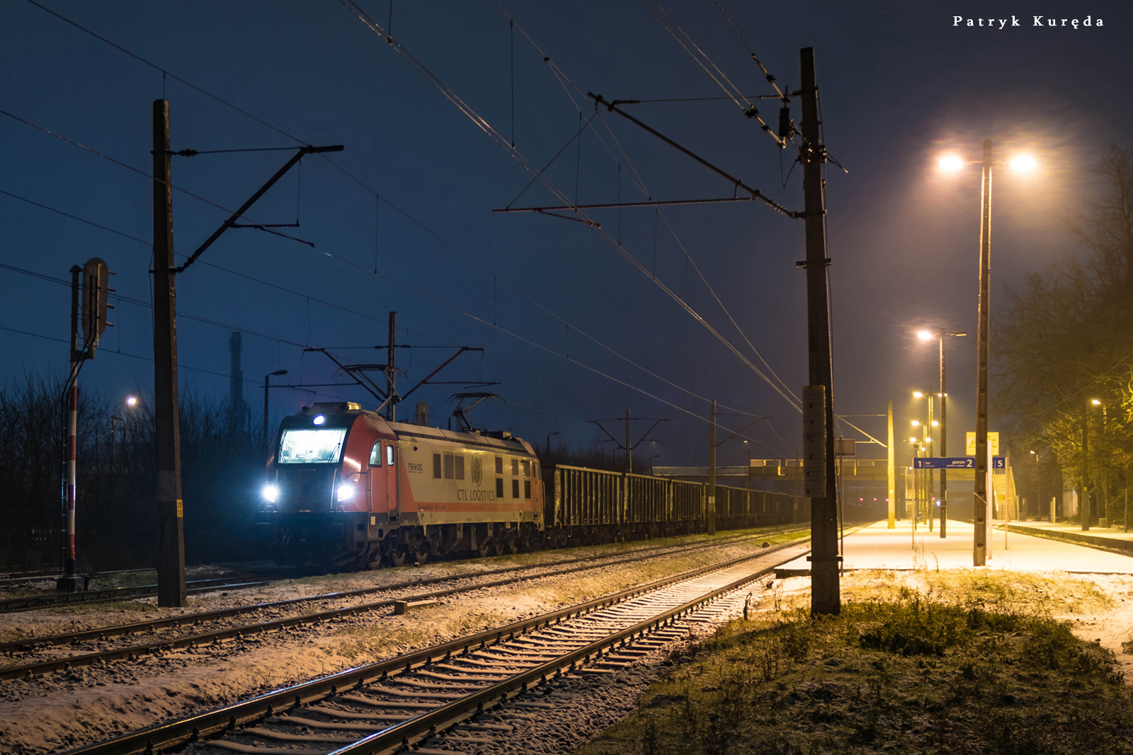 Dragon w środku nocy