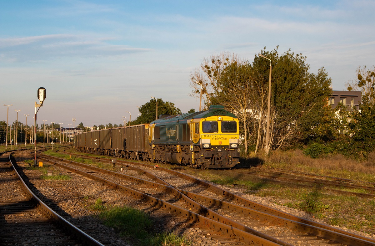 66015 o złotej godzinie