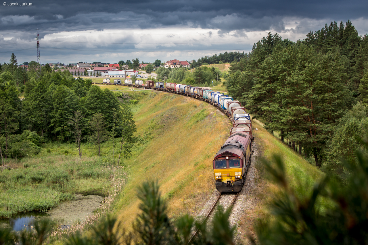 Towar niebezpieczny i o przekroczonej skrajni