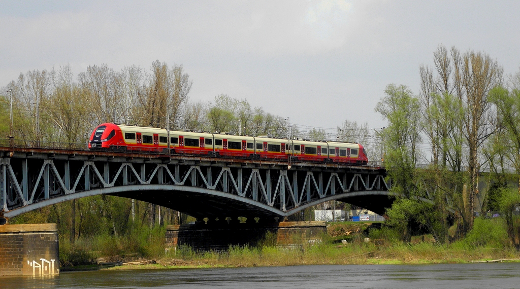 27WE na Moście Średnicowym
