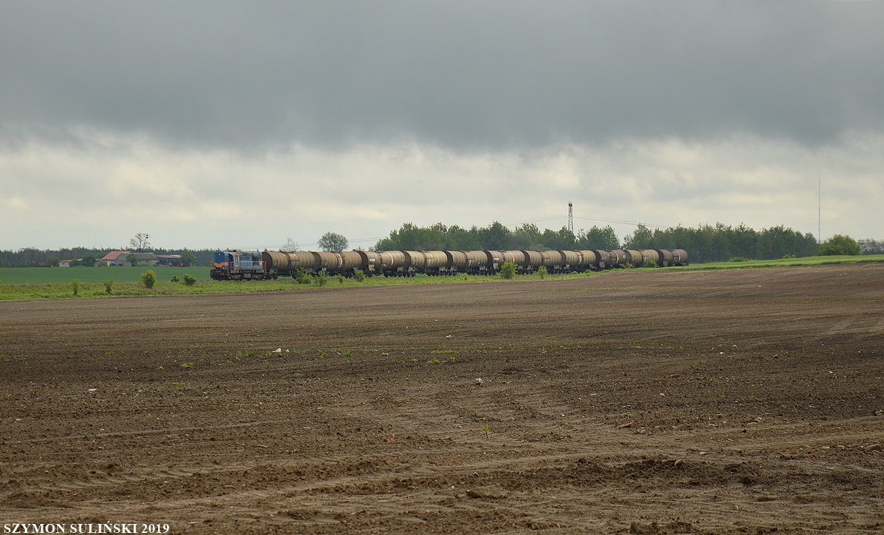 T448p-081 między Podwierzbiem a Koziołkiem