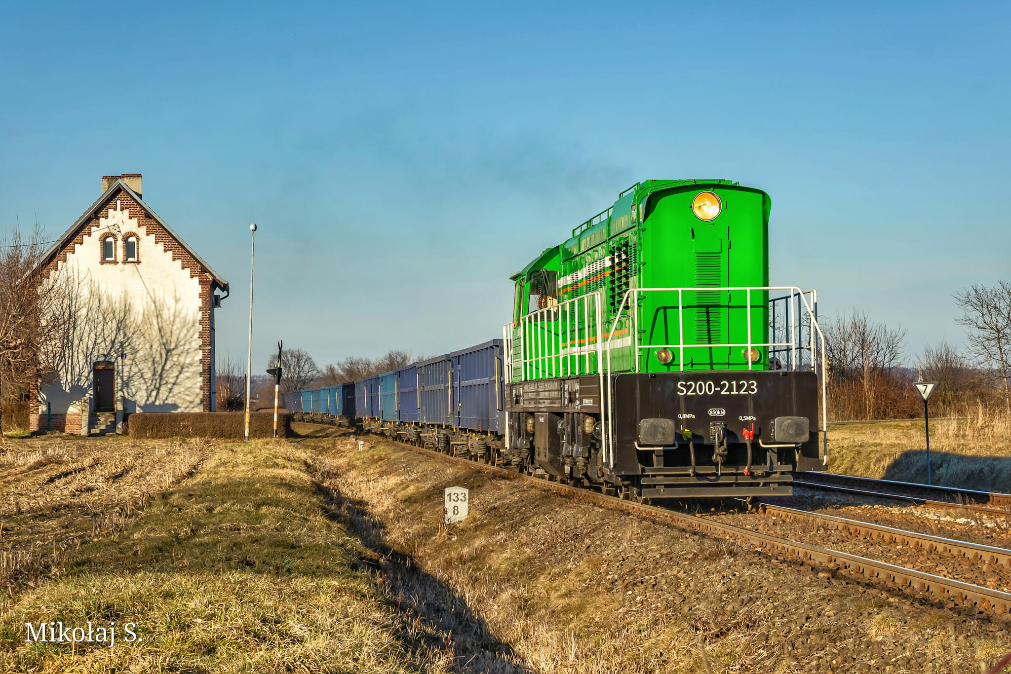 Trzmielem Podkamieniem