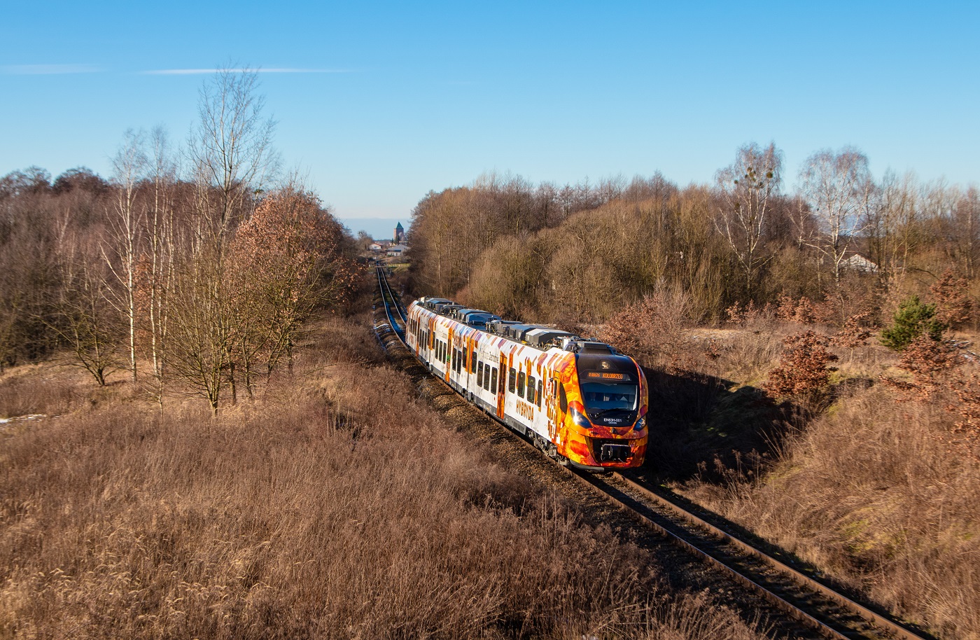 Debiut hybrydy EN63H