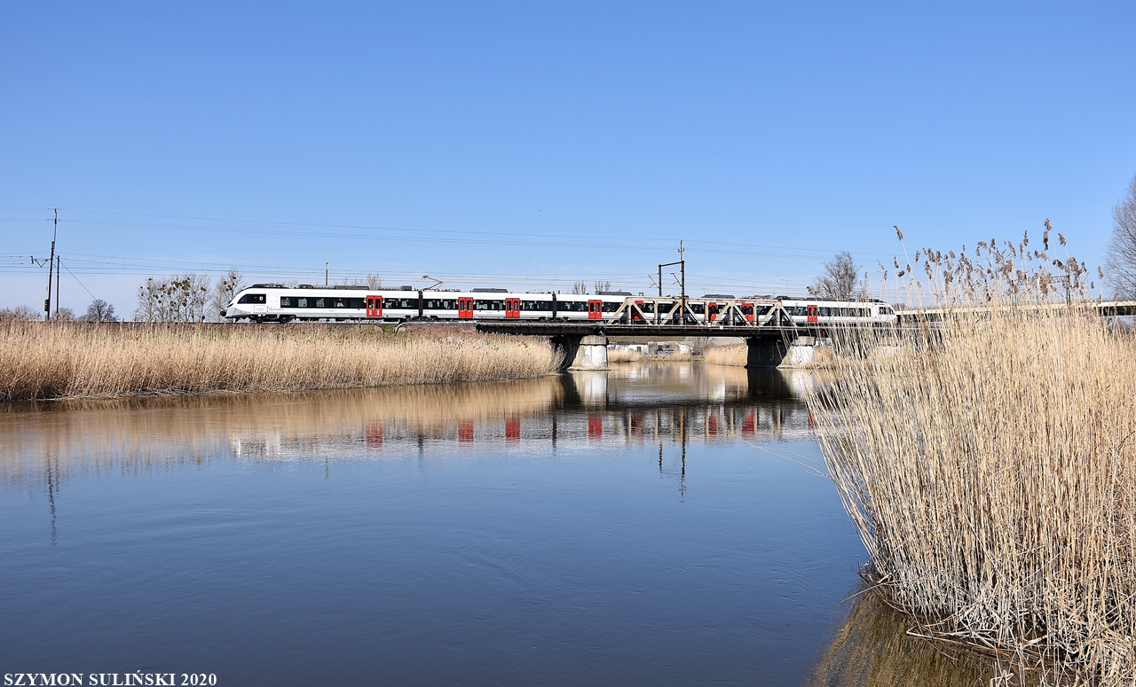 EN90-009 nad rzeką Elbląg