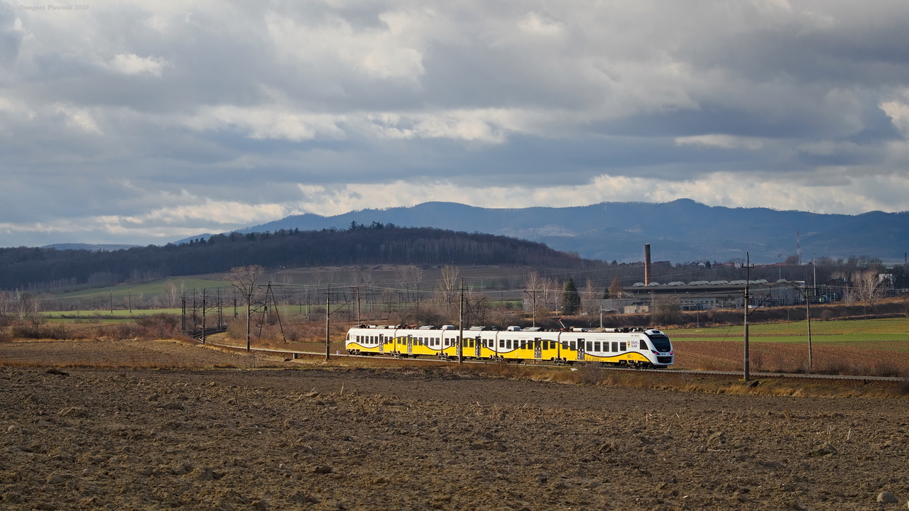 Wjazd do Kamieńca Ząbkowickiego.