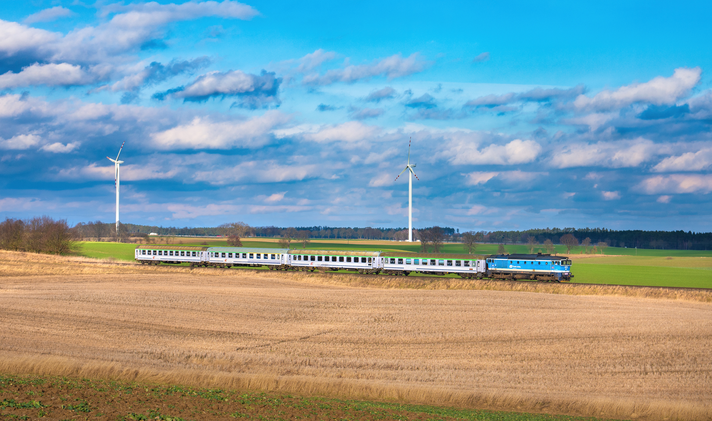 Przemierzając pagórki, doliny...