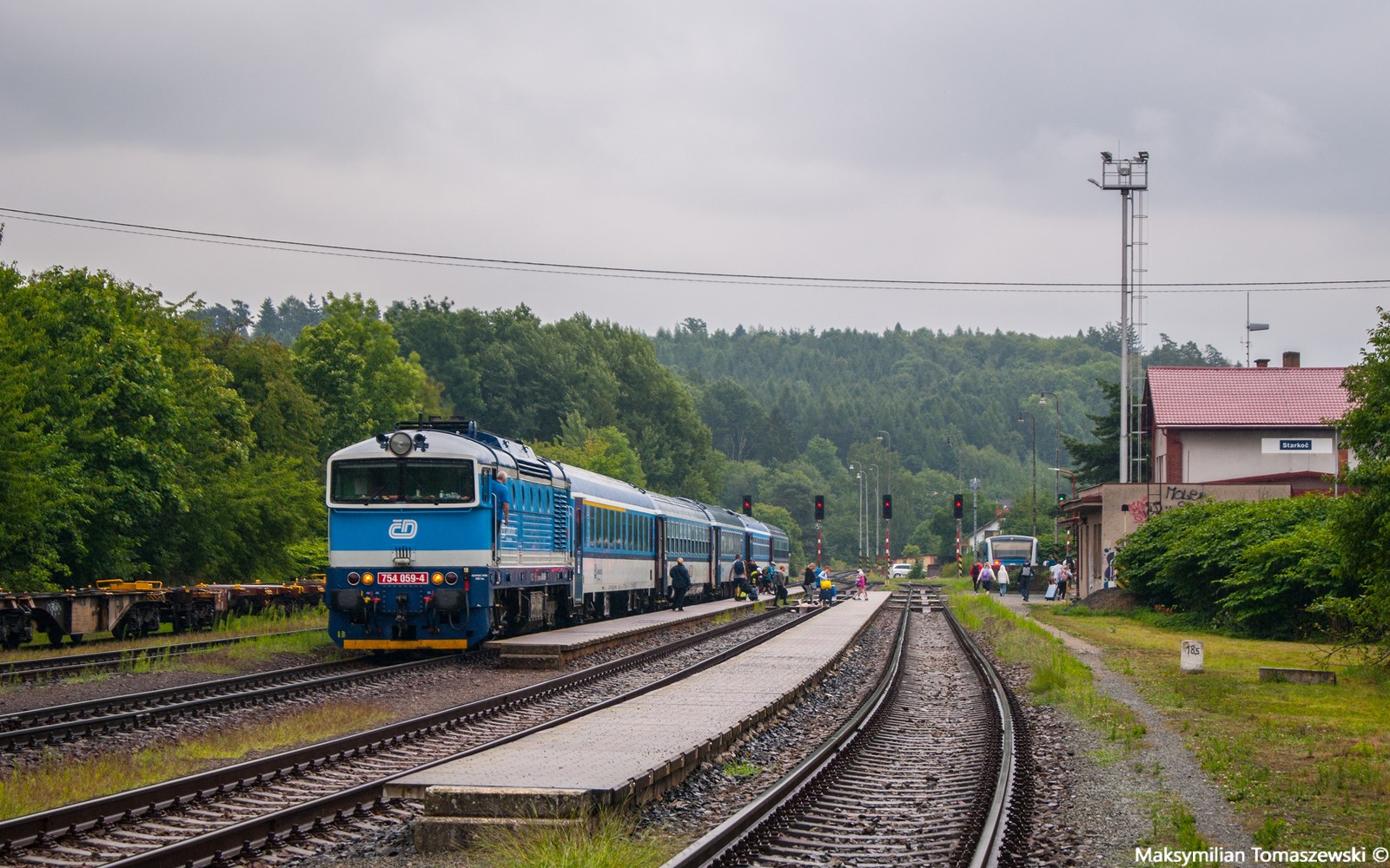 Pośpieszny ze stolicy