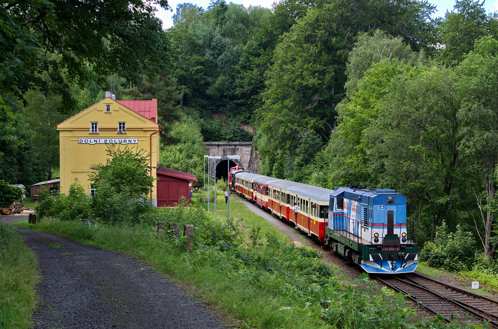 743 002-8 + T426.001