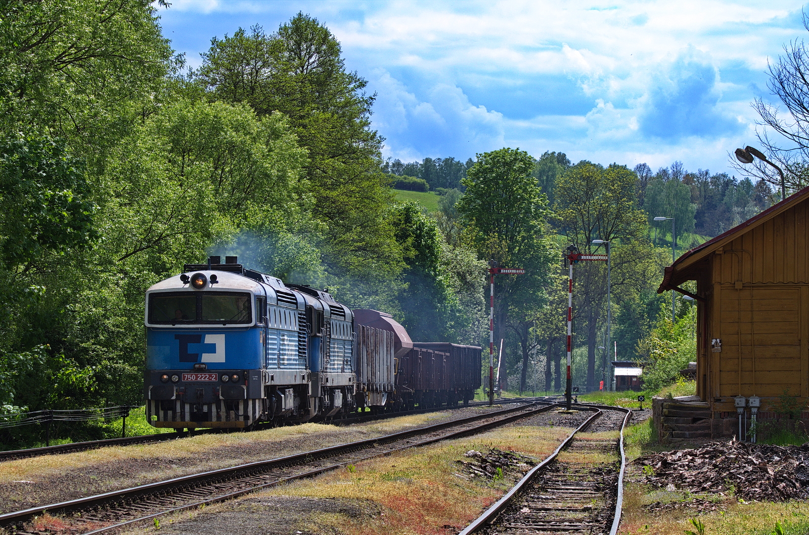 750 222-2 + 750 013-5