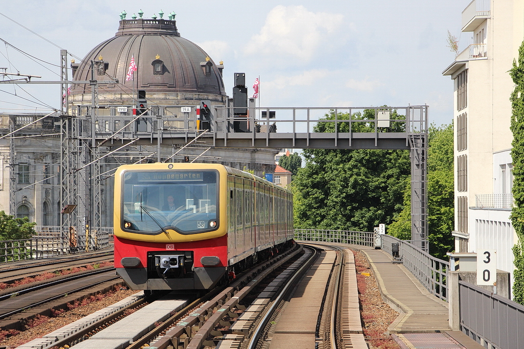Berlin Hackescher Markt