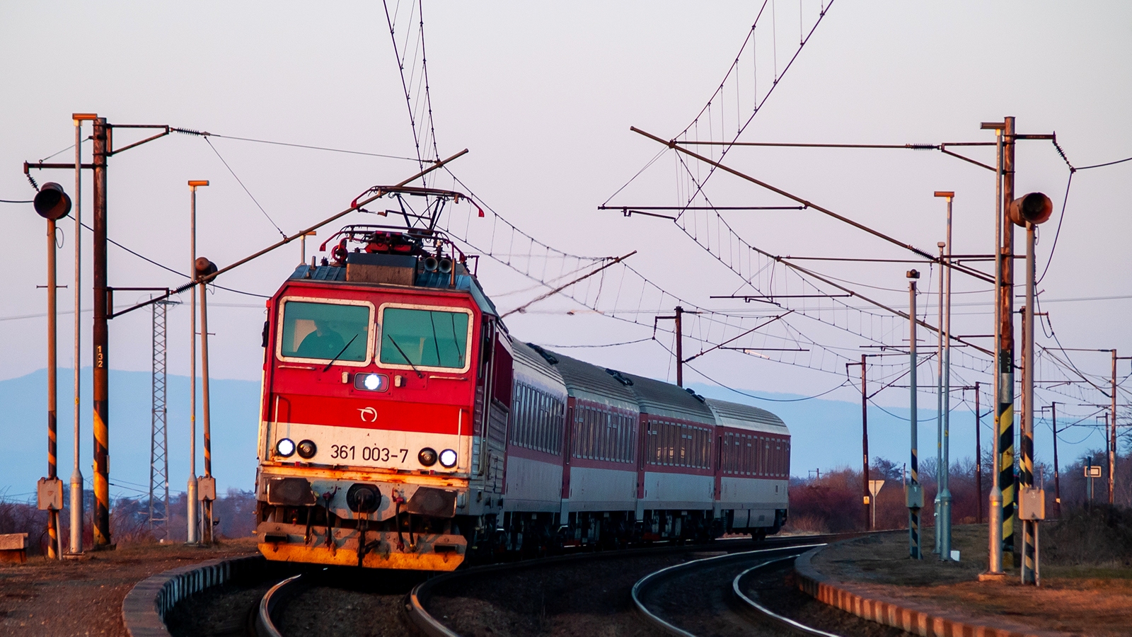 Tuż przed zachodem słońca