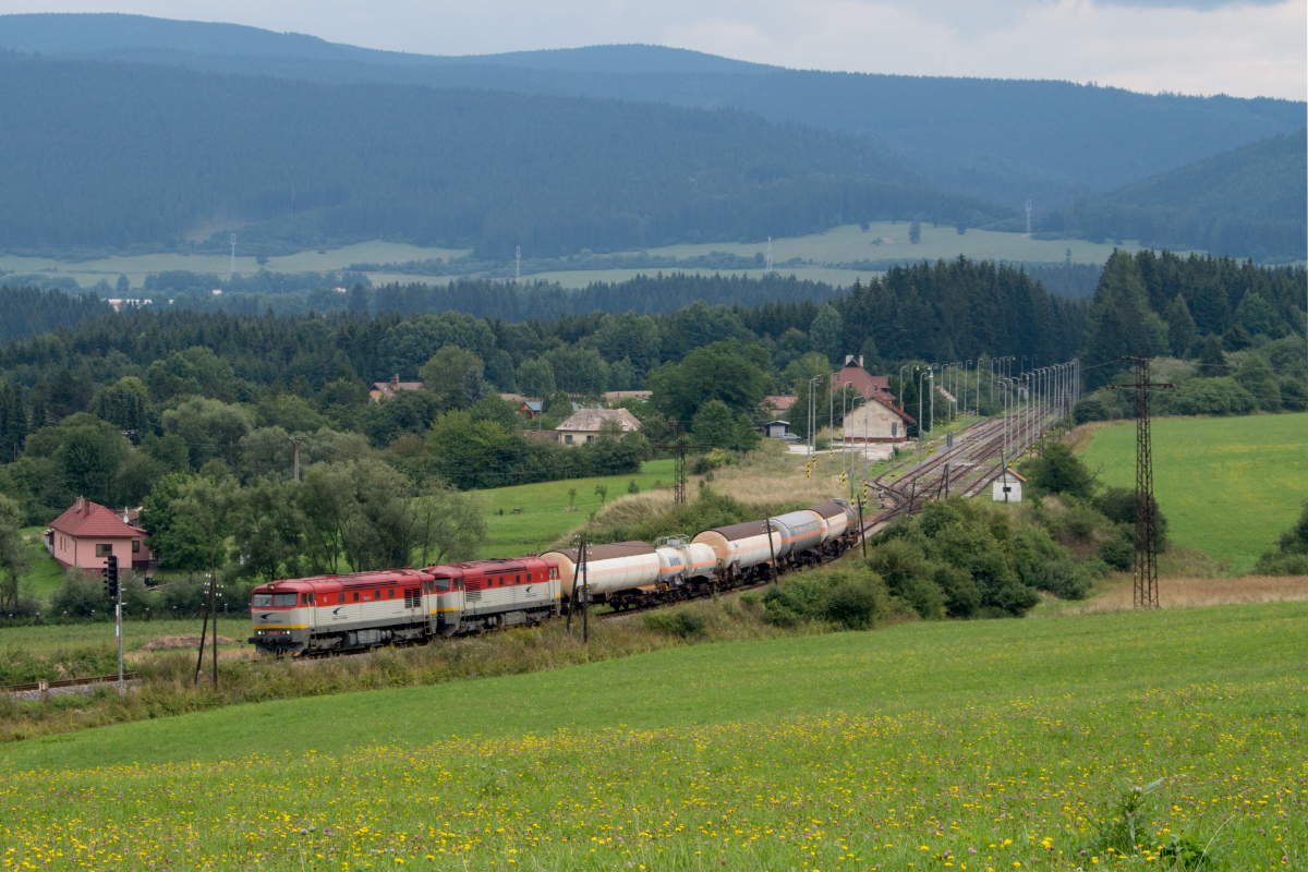 751 035-7 + 751 047-2