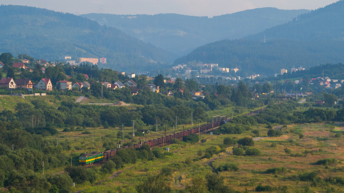 131 021-8 + 131 022-6