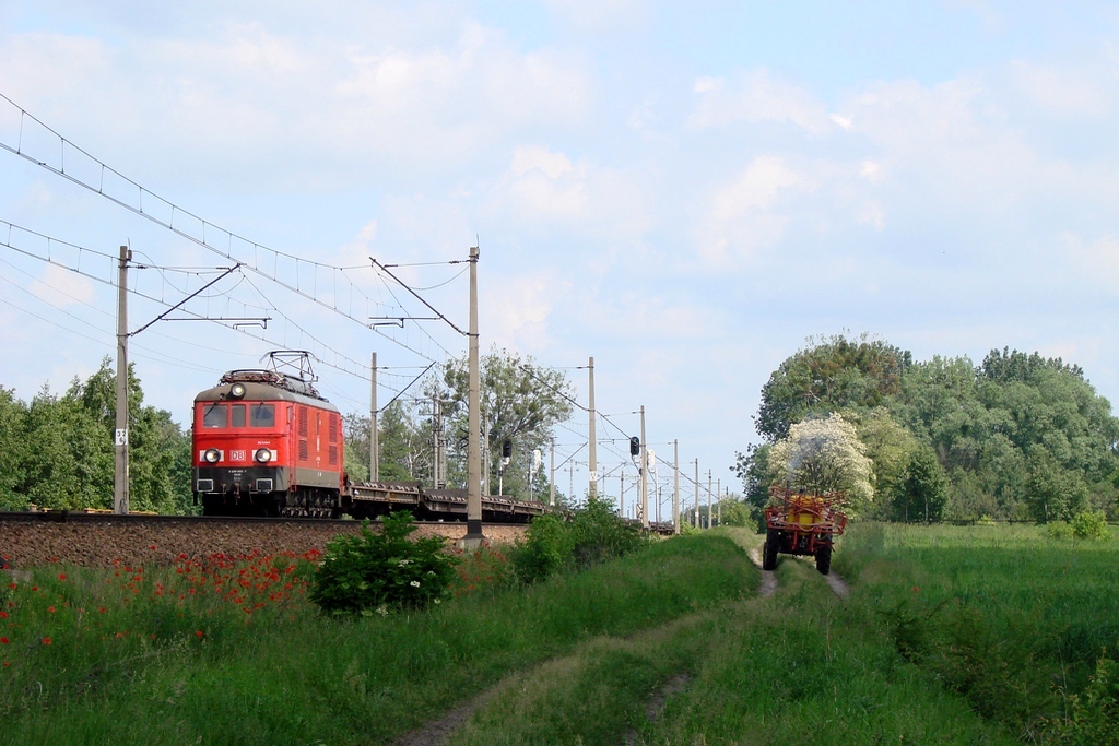Niebo-piekło, jasno-ciemno...