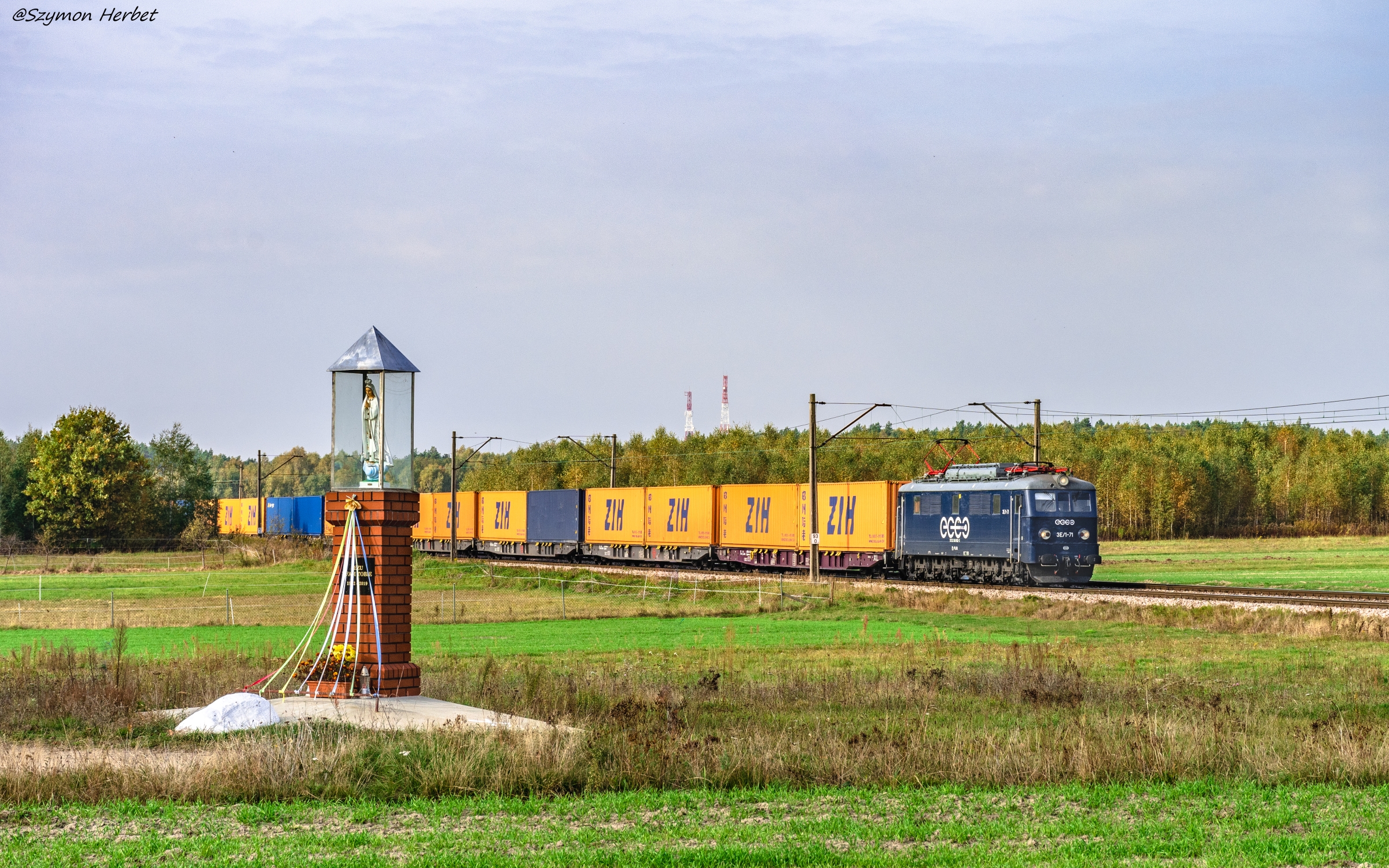 Sputnik na motywie z Kapliczką