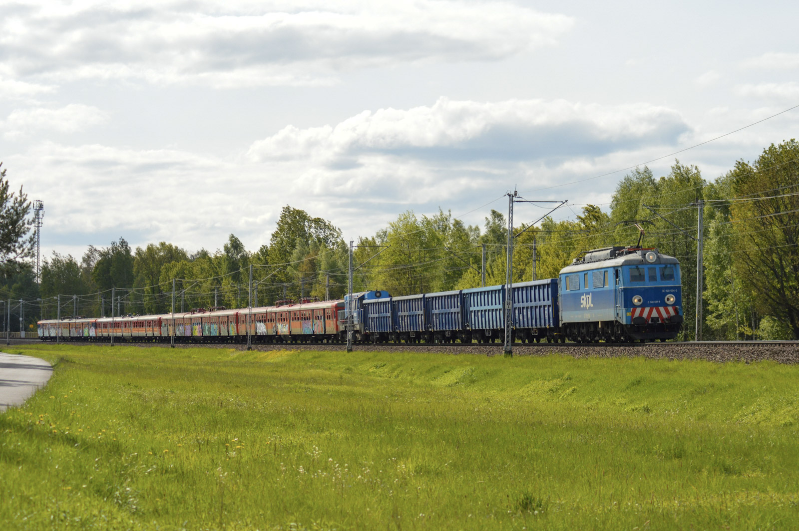Ostatnia droga do Siedlec | EN57-1272, 1167, 725, 1948 na złom