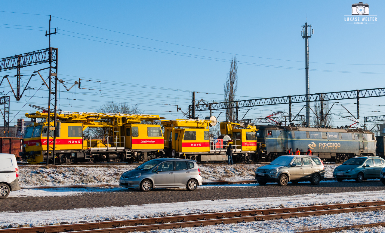 ET22-165 vs PS-00-10