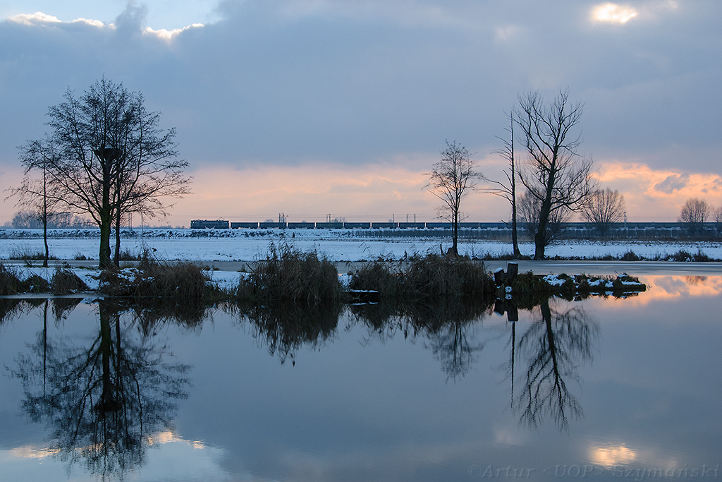Jeziorko przy S-Łce