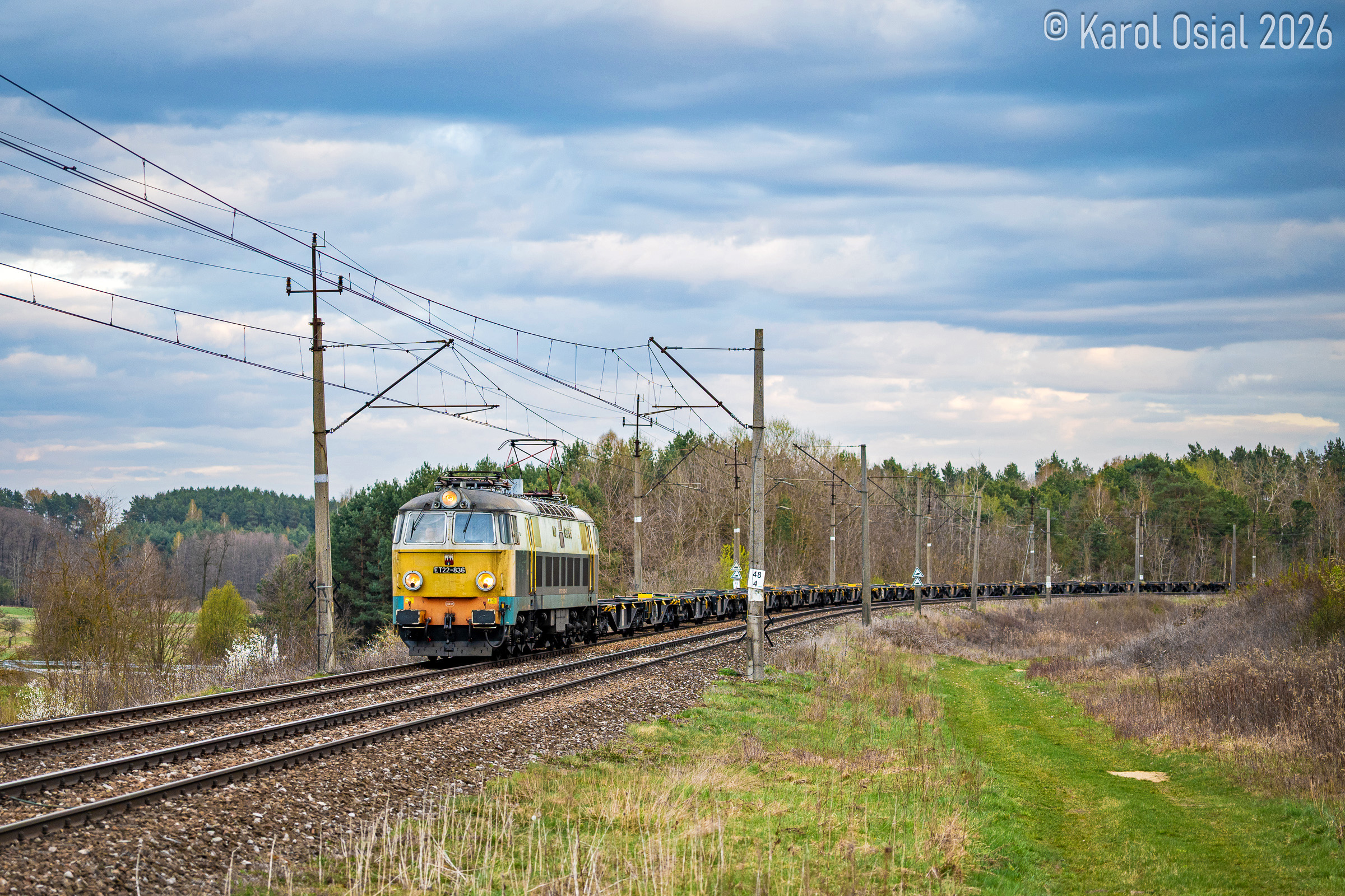 ET22-836