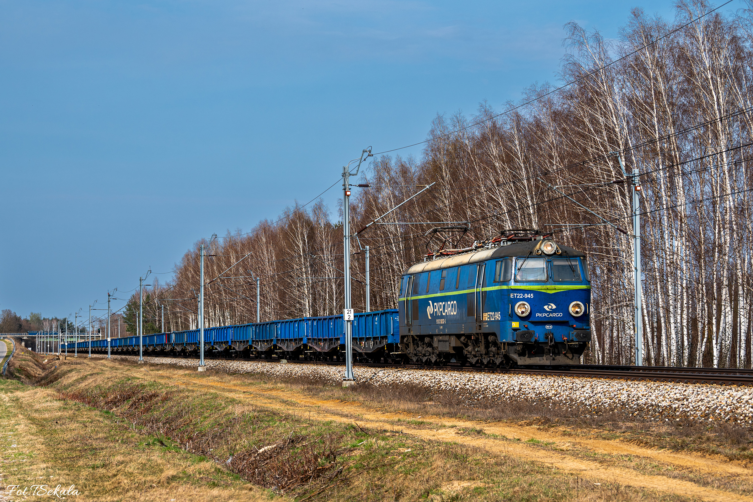 ET22-945