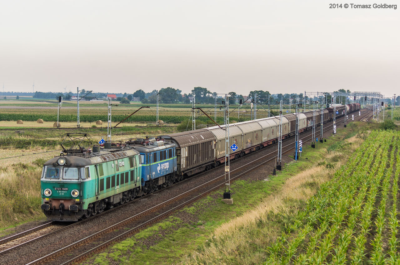 "Barłogi - połowa drogi"