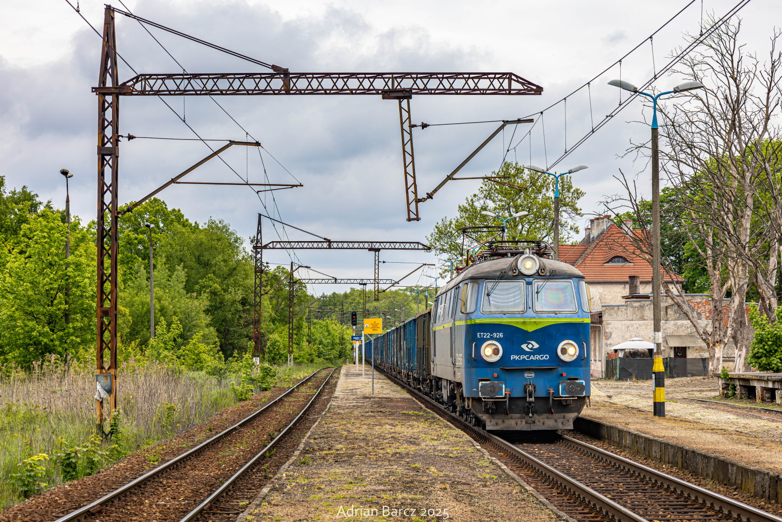 Zezolem przez dawną 355