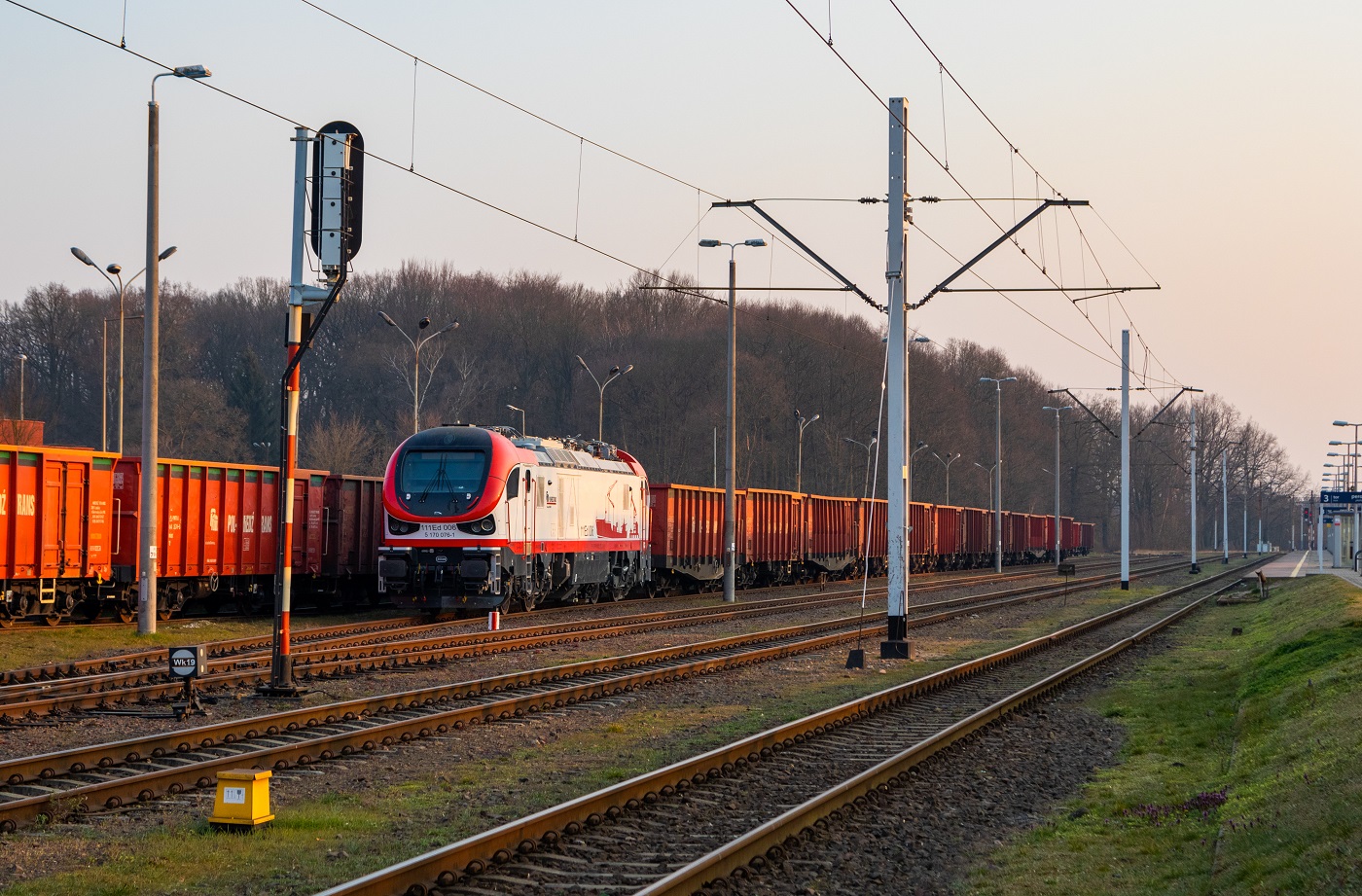 Z Gamą na rozładunku