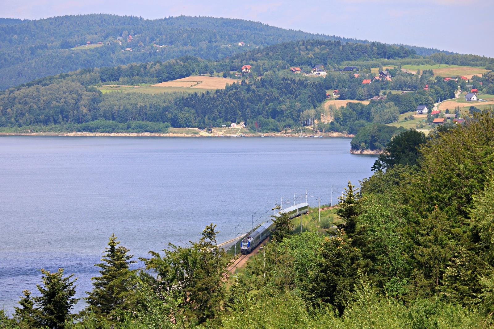 Pocztówka znad jeziora