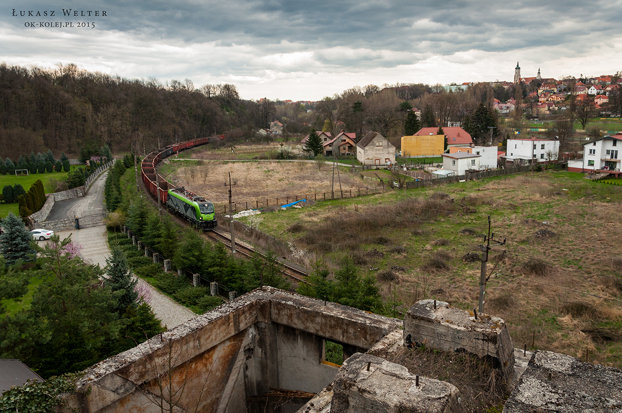 E4MSU-001 pod ładownią