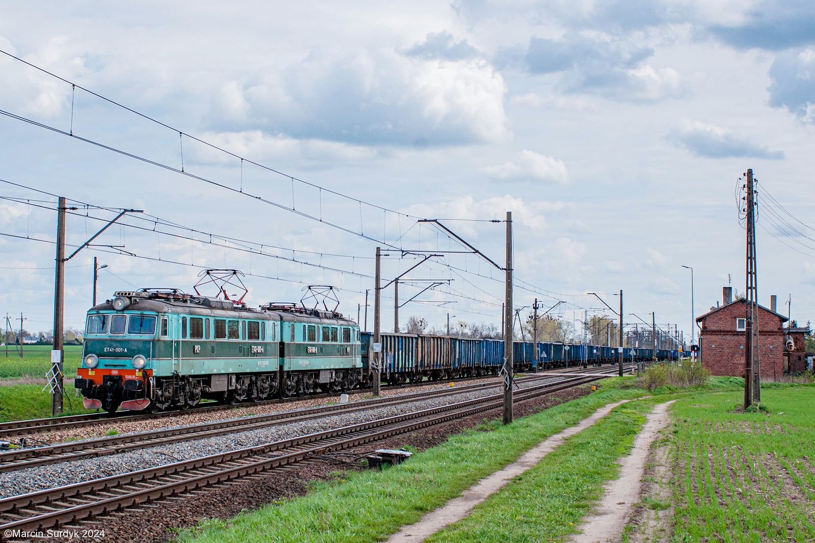 Z boku na Krzesinach