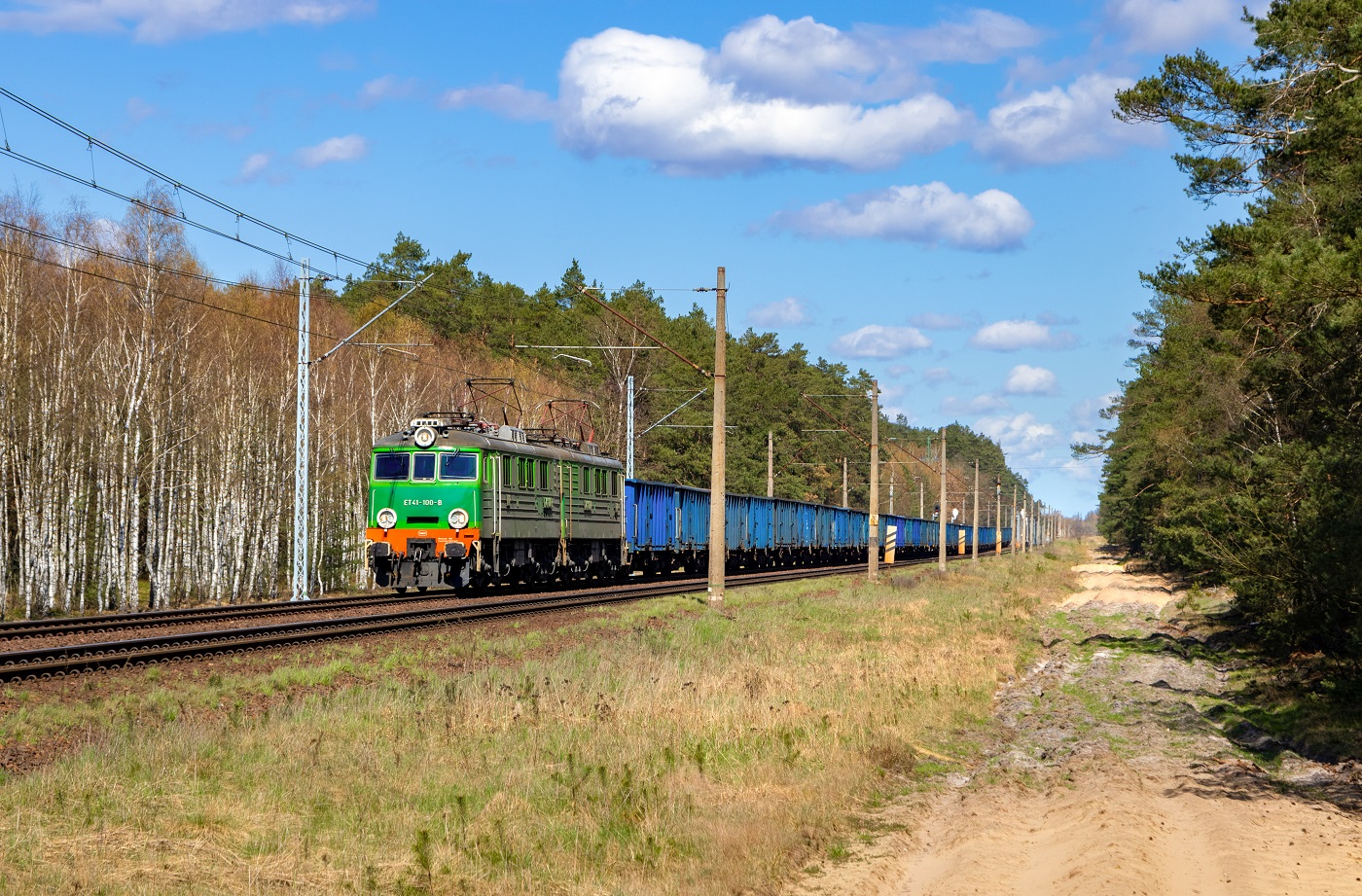 ET41-100 ze Świnoujścia