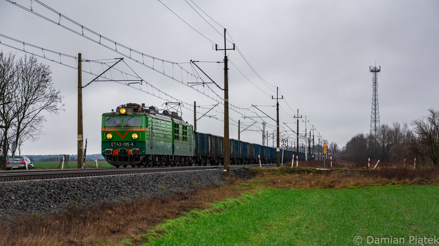 ET42-015 z węglarkami
