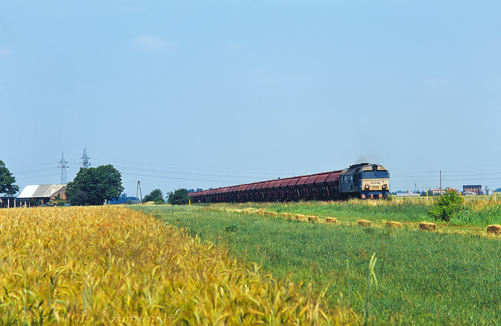 ST44-651 z 'tadeuszami'