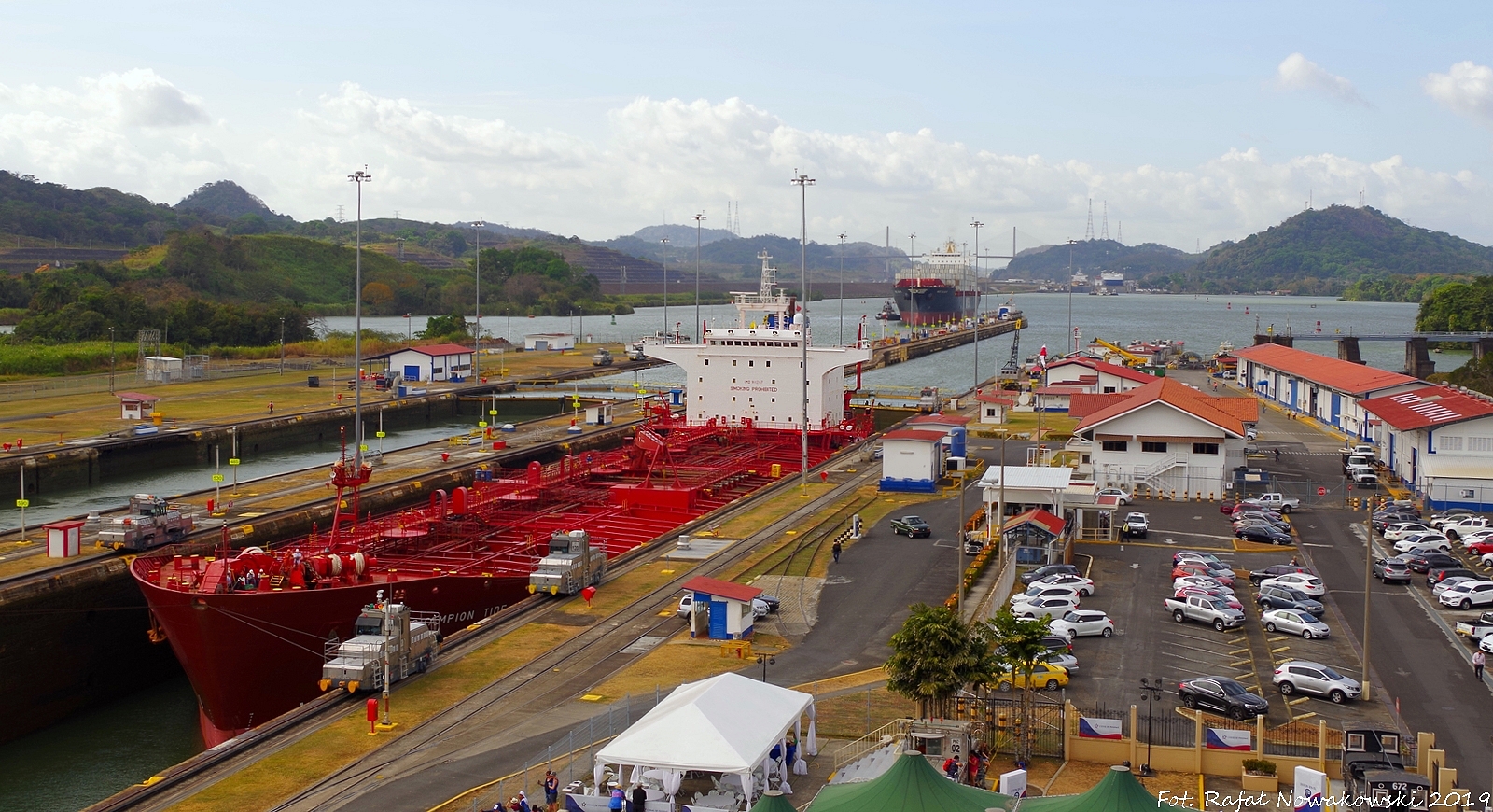 Kolej w służbie statków