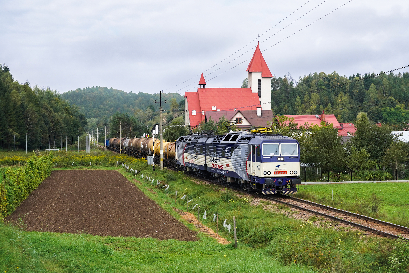 Modrá "Dvojička" 131 095-2