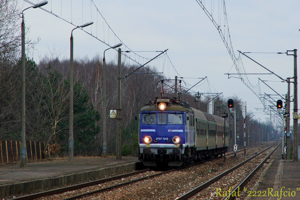 EP07-1048 z TLK "Rawa"