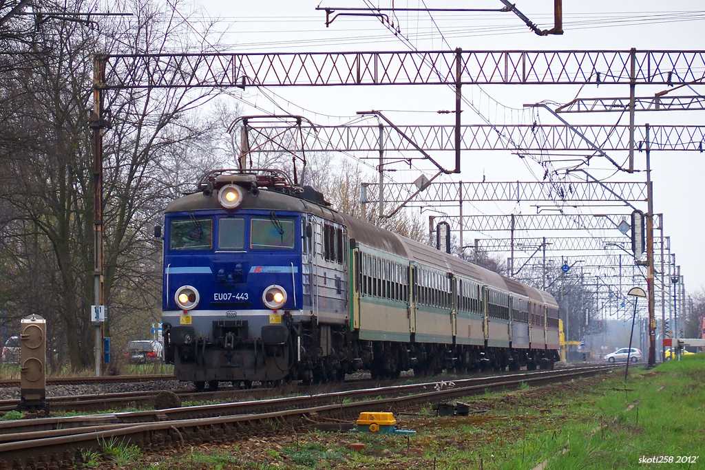 EU07-443